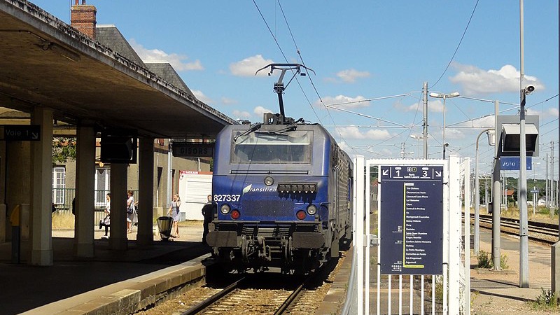 Un policier en civil violemment frappé dans un train de la ligne H