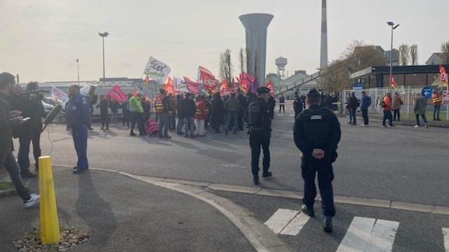 Duralex : manifestation et visite ministérielle à la Chapelle-St-Mesmin