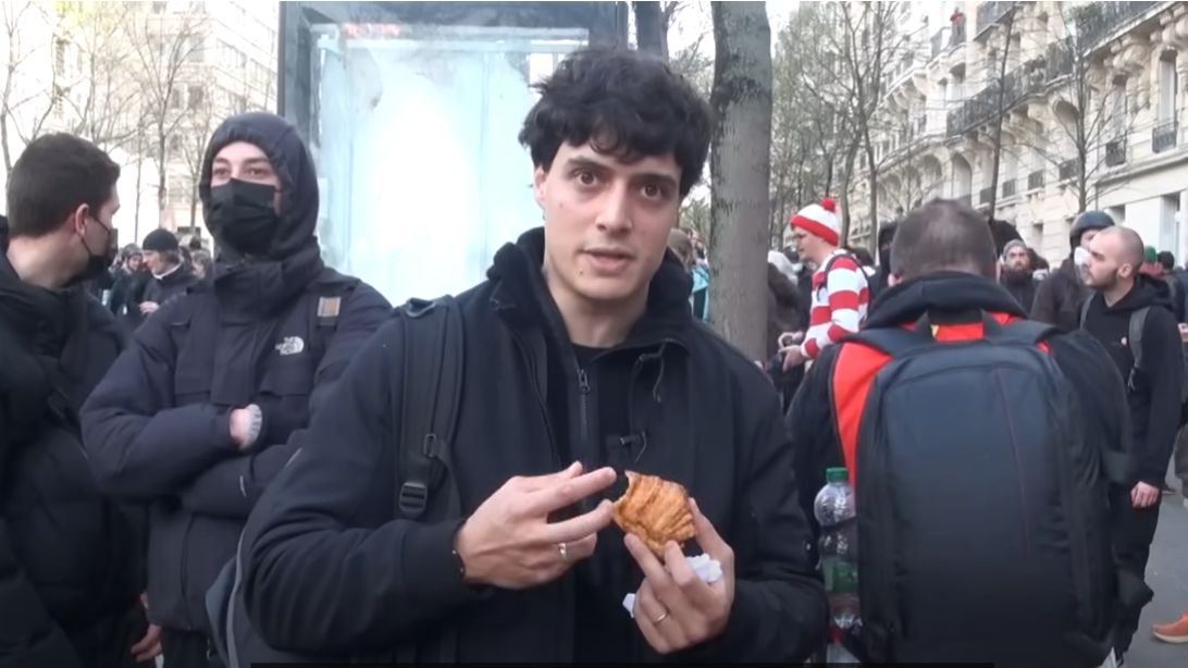Un youtubeur italien tente de dénicher le meilleur croissant de...