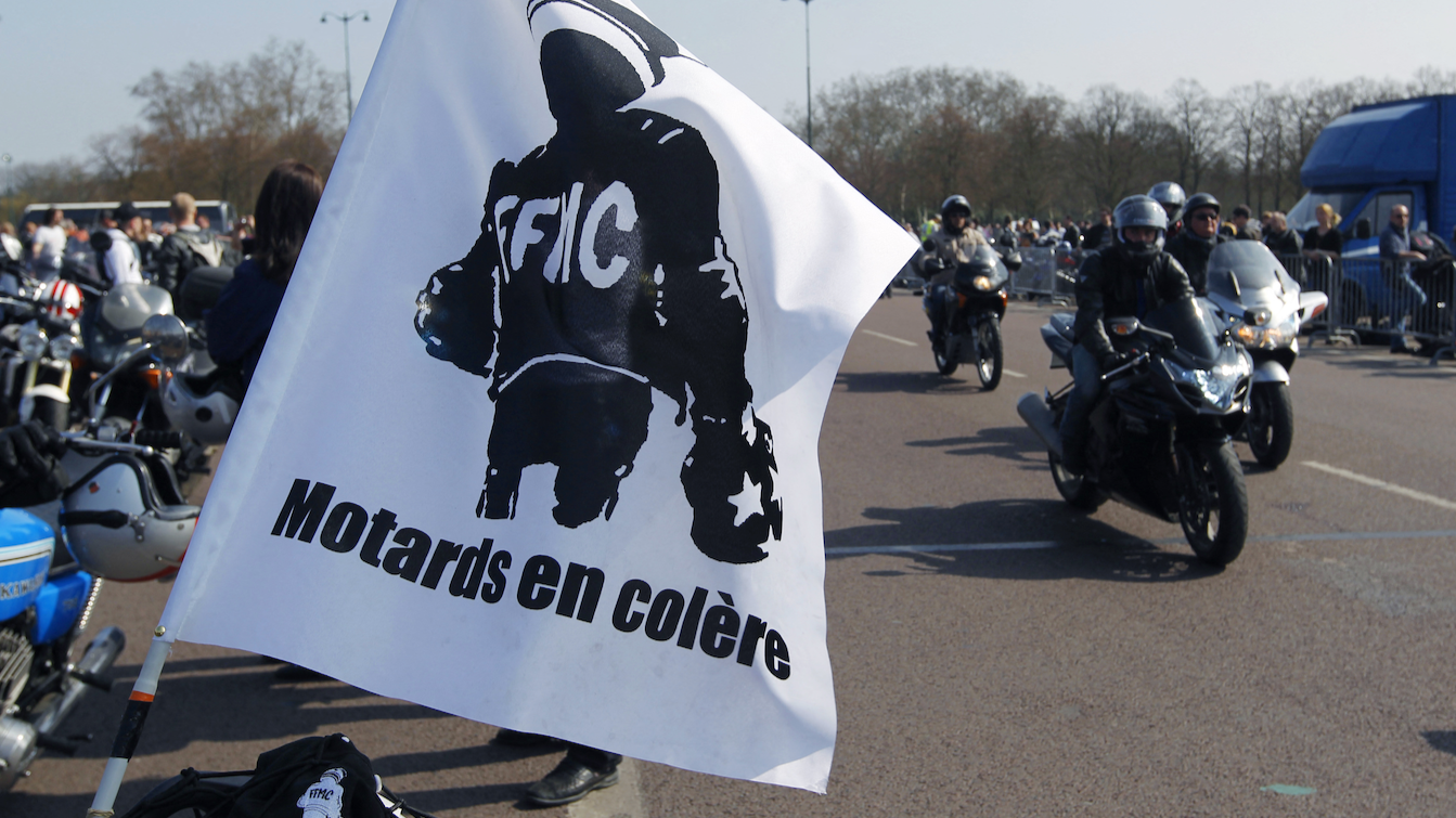 A Poitiers et Niort, les motards mobilisés contre le futur contrôle...