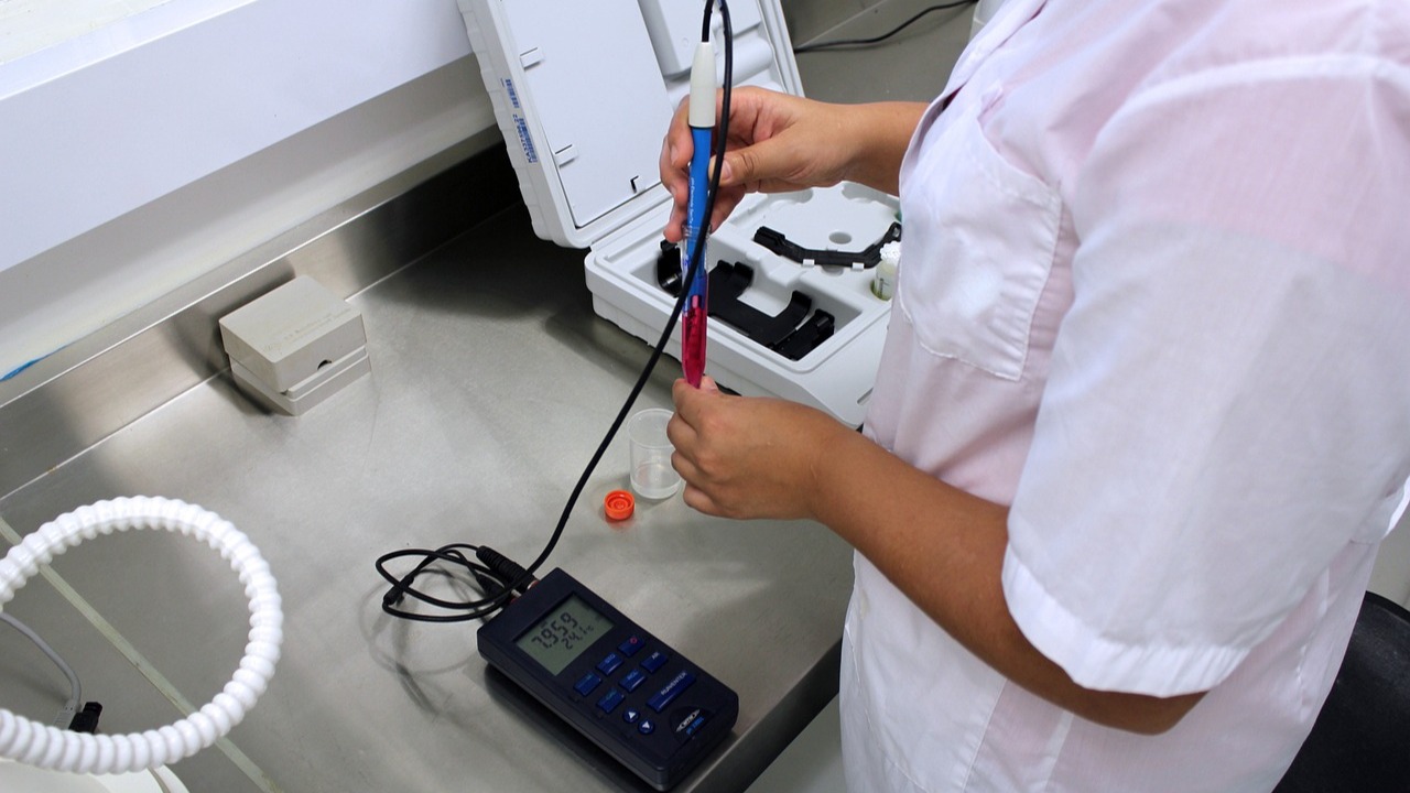 Implants connectés dans le cerveau : des premiers tests bâclés...