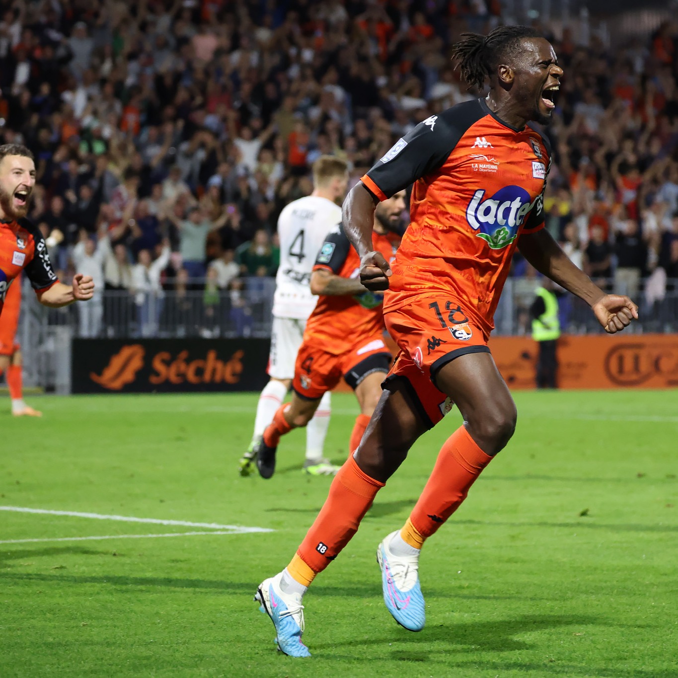 Maillot Laval Porté Tchokounte - Match Contre Bastia
