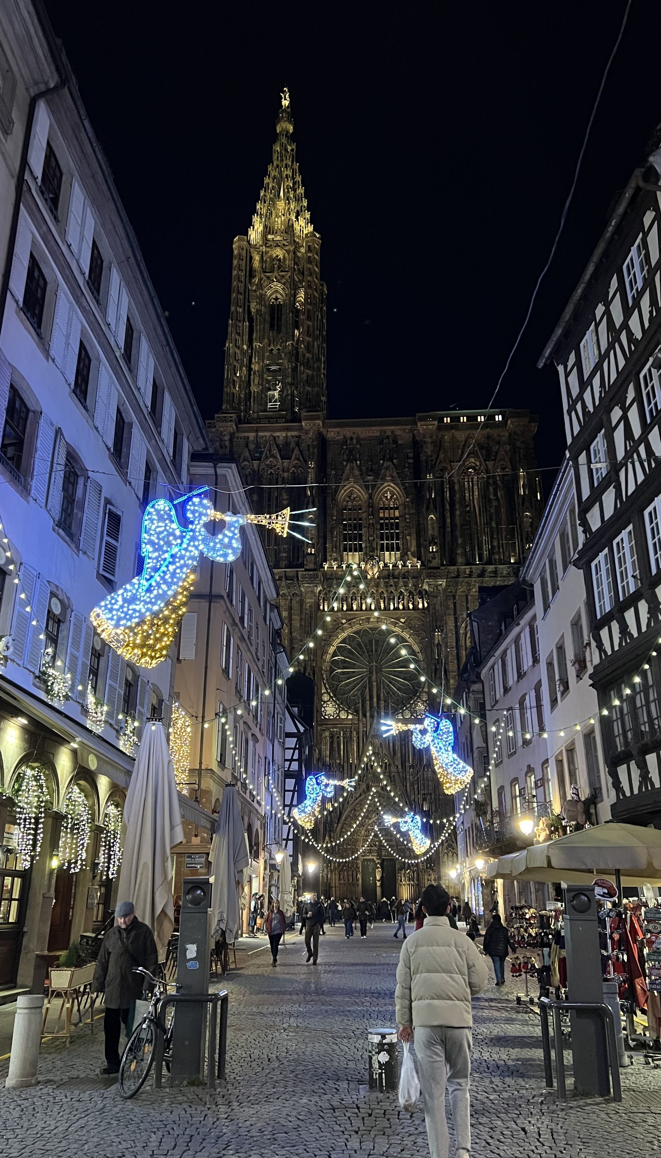 Toute l'actu Top Music - Eclairage de la cathédrale de Strasbourg