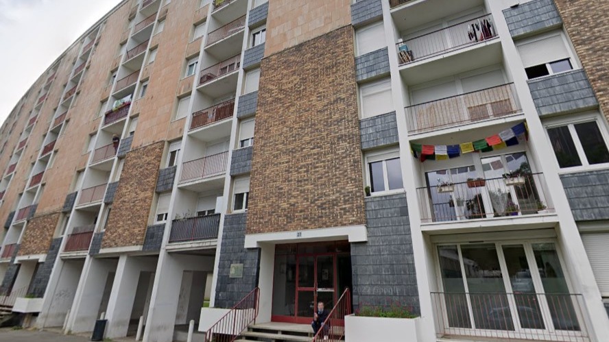 À Rennes un tir de mortier d'artifice a déclenché un incendie dans...