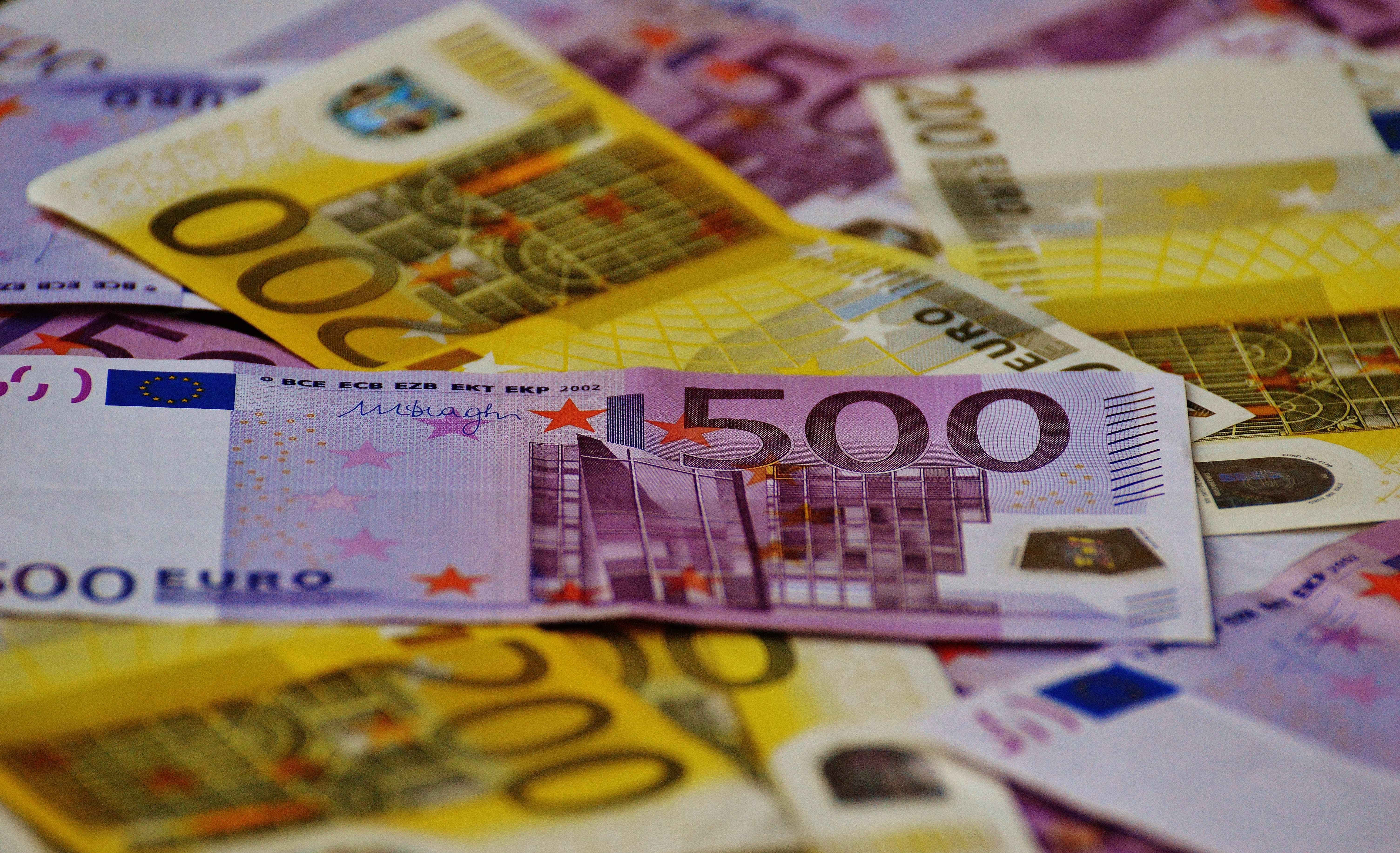 Des billets en euro