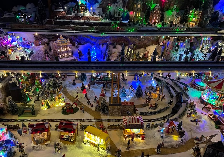 Village rex 2.jpg (316 KB)