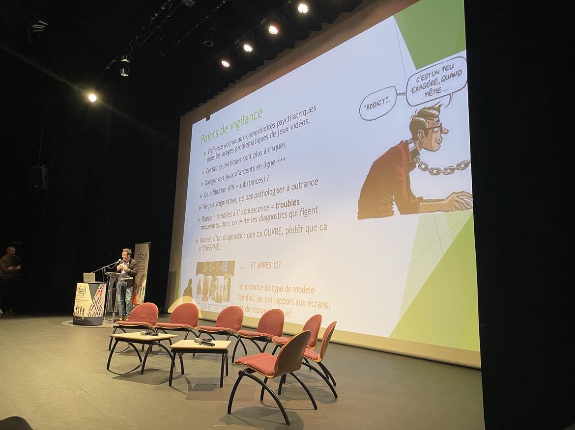 Pratiques numériques 3.jpg (82 KB)