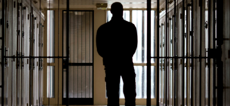 Arrêté trois fois en moins d'une semaine, il termine en prison