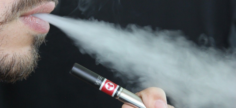 Sa cigarette lectronique explose et provoque l'incendie de sa maison -  LATINA
