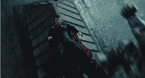 Batman v Superman : le nouveau trailer de la baston cinéma du siècle !