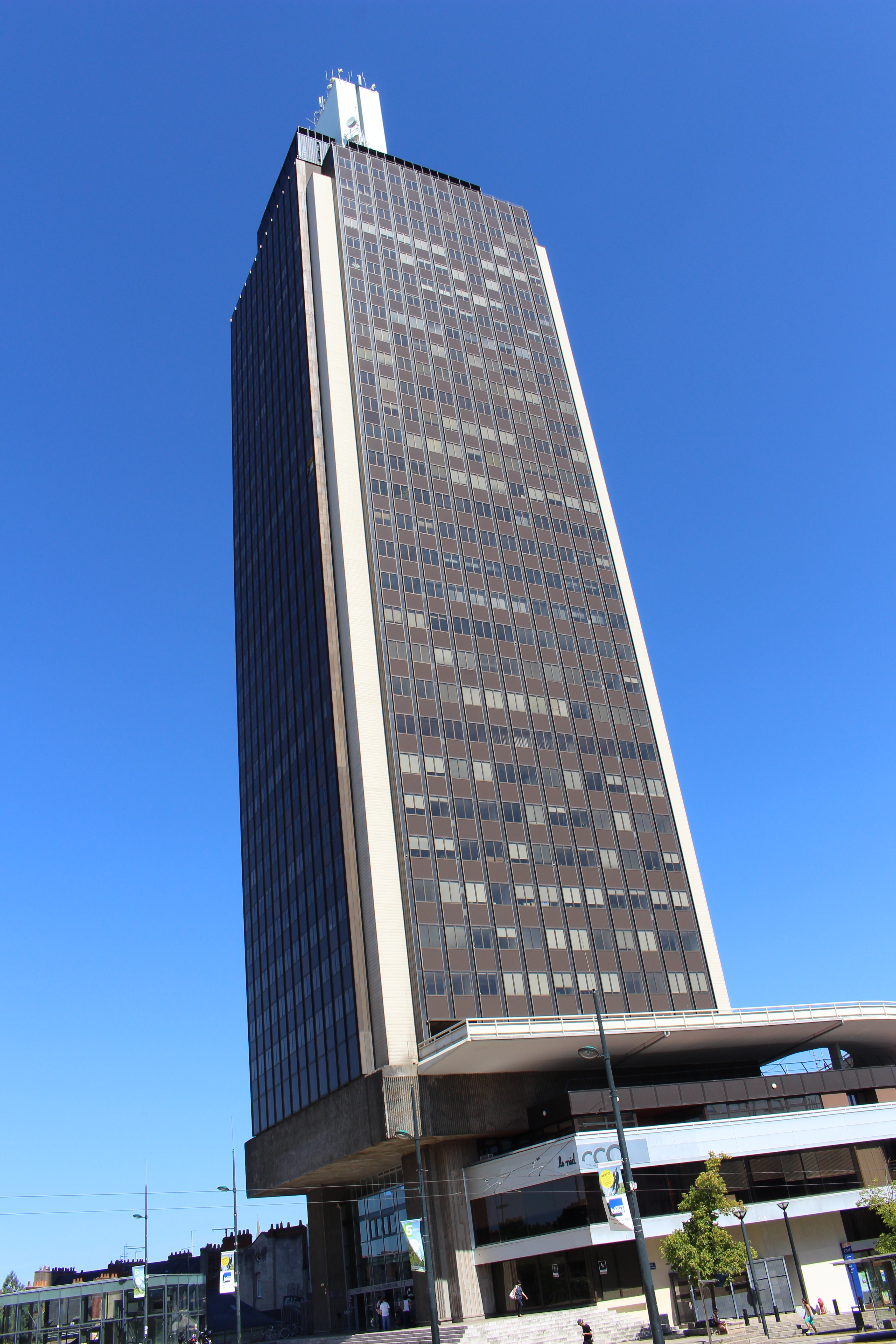 Amateurs de running, rendez-vous tout en haut de la Tour Bretagne !