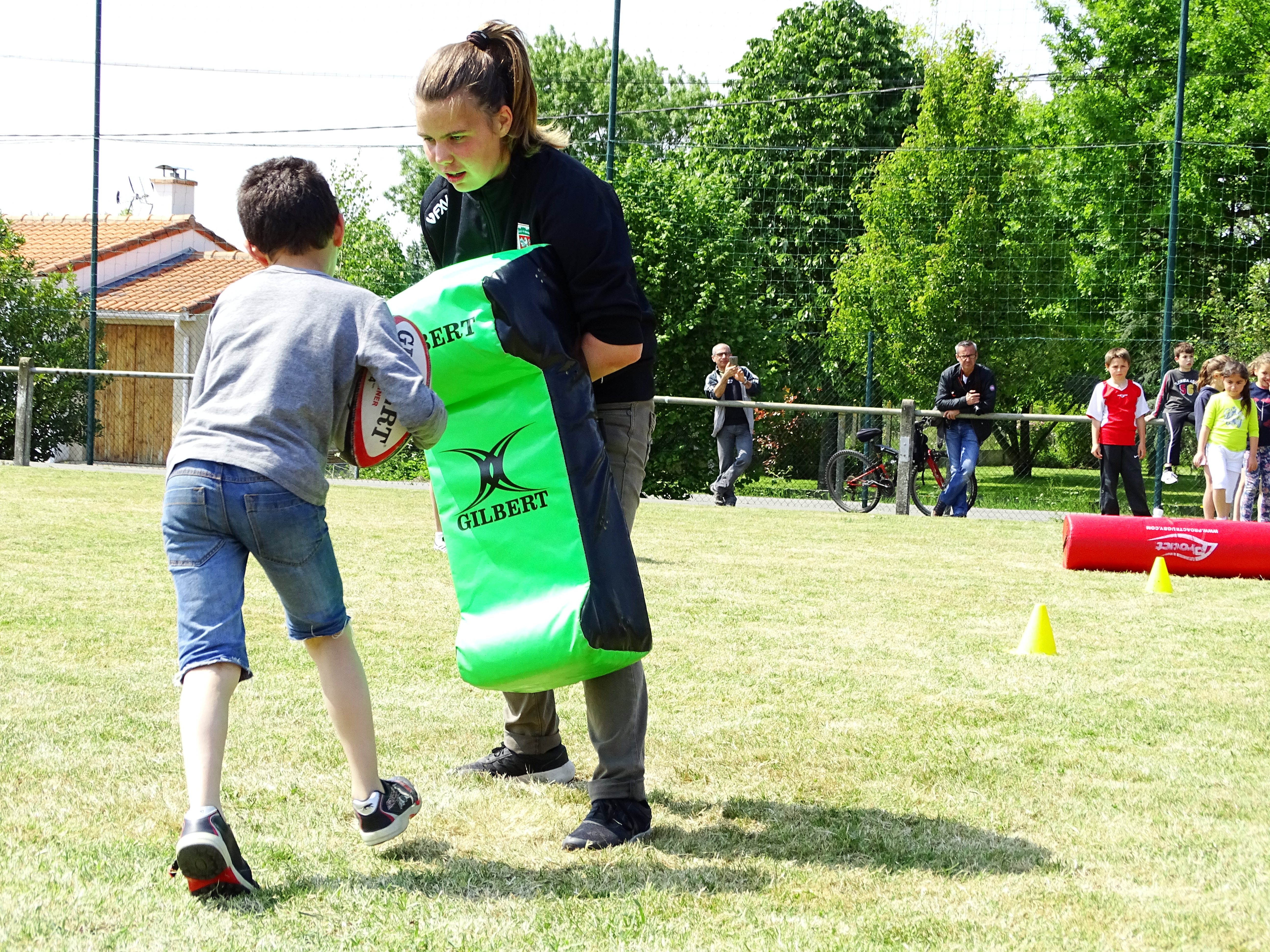 Le Stade Nantais invite les jeunes du Landreau dans la mêlée